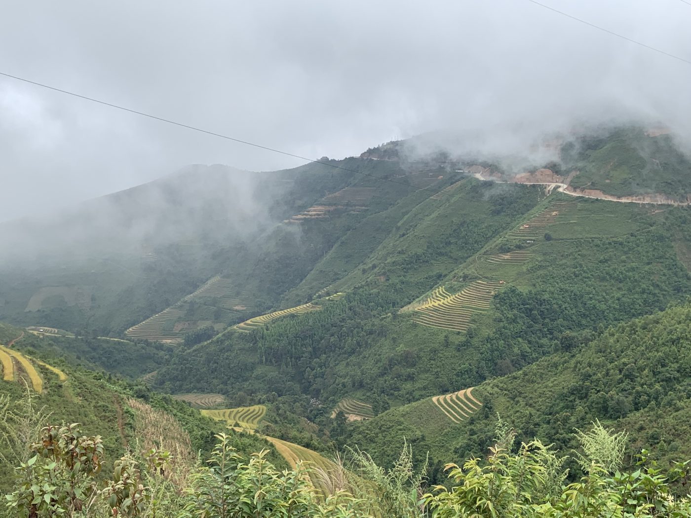 Những đồng ruộng bậc thang đặc trưng cho vùng Tây Bắc