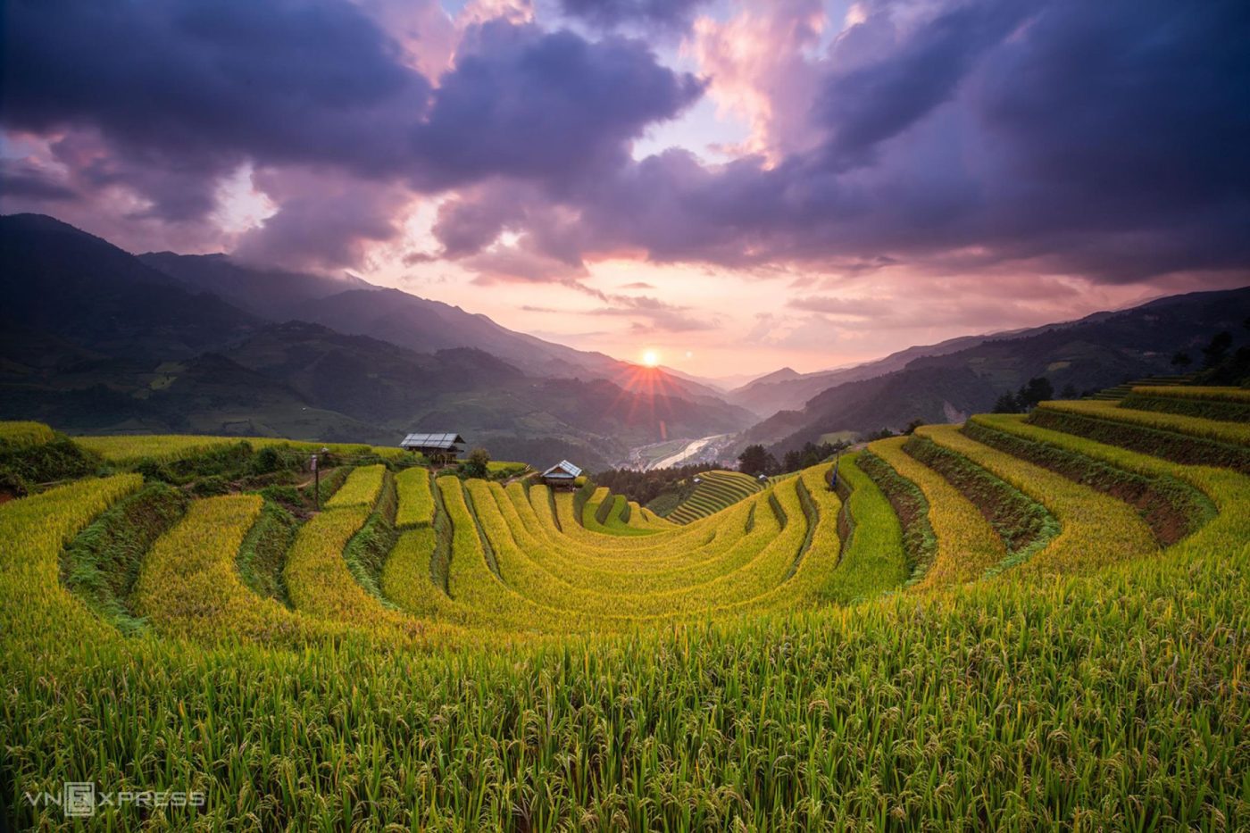Du lịch Mù Cang Chải hòa mình vào ruộng bậc thang