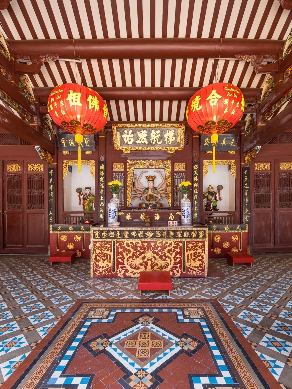 Đền Thian Hock Keng là ngôi đền Phúc Kiến cổ nhất ở Singapore