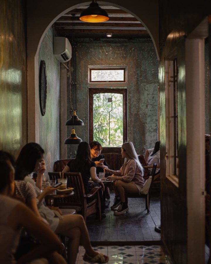 Tan Cafe là một trong những quán cà phê ở Huế nên ghé thử